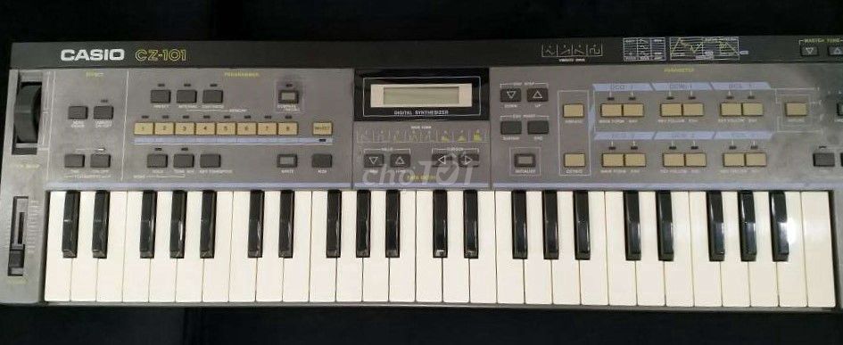 CASIO CZ-101 Synthesizer Japan vintage rare w/bag