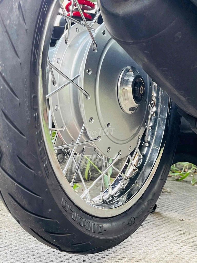 Скутер Yamaha Mio Черный