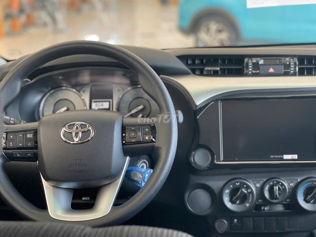 Toyota Hilux 2025 2.4L 4x2 AT. Mua bán Ô tô tại Huyện Bình Chánh Tp Hồ Chí Minh được đăng bởi TRANGTRAN TOYOTA AN THÀNH hình 4