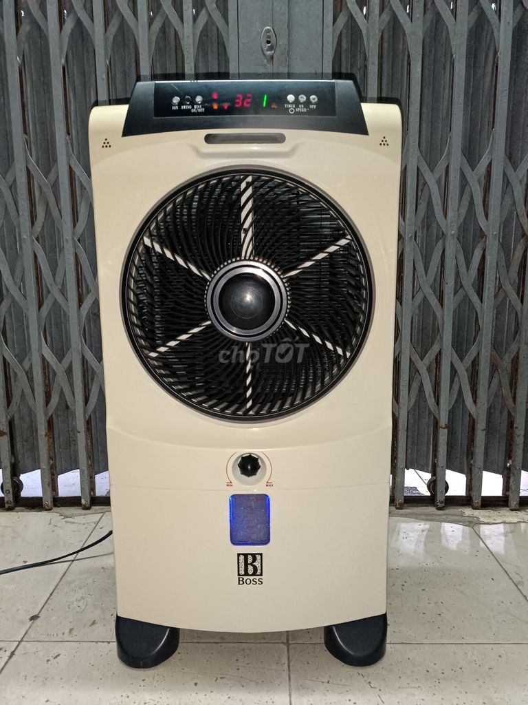Boss JP2020 phun sương như hình,hoạt động tốt,700k. Mua bán Quạt tại Thị xã Điện Bàn Quảng Nam được đăng bởi Ket ban face zalo qua sdt hình 1
