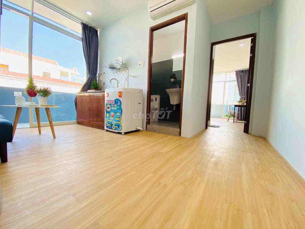1PN TÁCH BẾP 2WC 2 BAN CÔNG - FULL NỘI THẤT - NGAY CẦU THỊ NGHÈ, Q1