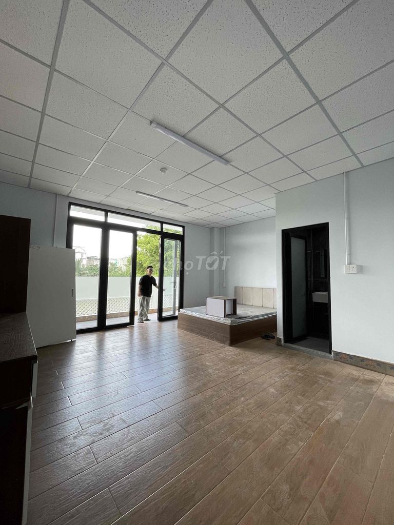 Căn hộ mới 100% gần Bến xe Q8– Ban công –  Thang máy-Cho nuôi mèo