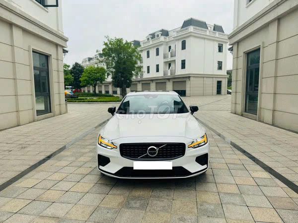 🆘Volvo S60 B5 R-Desigin AWD 2021