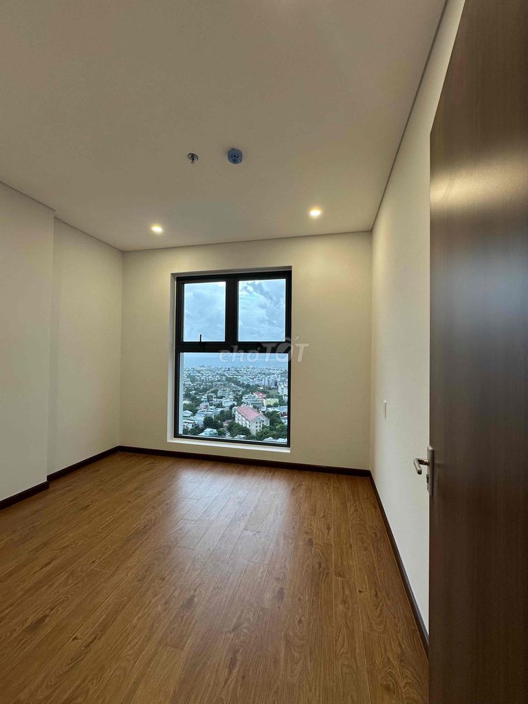 Furnished 2-bedroom apartment at Mia Centre Point — photo 8