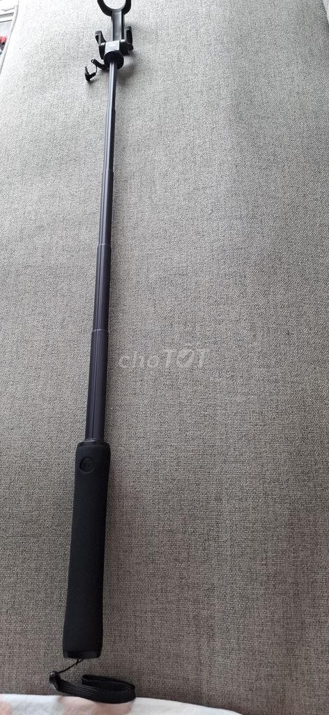 Gậy selfie màu Đen còn mới. Mua bán Phụ kiện (Màn hình, Chuột...) tại Quận Tân Phú Tp Hồ Chí Minh được đăng bởi Linh Ngoc hình 1