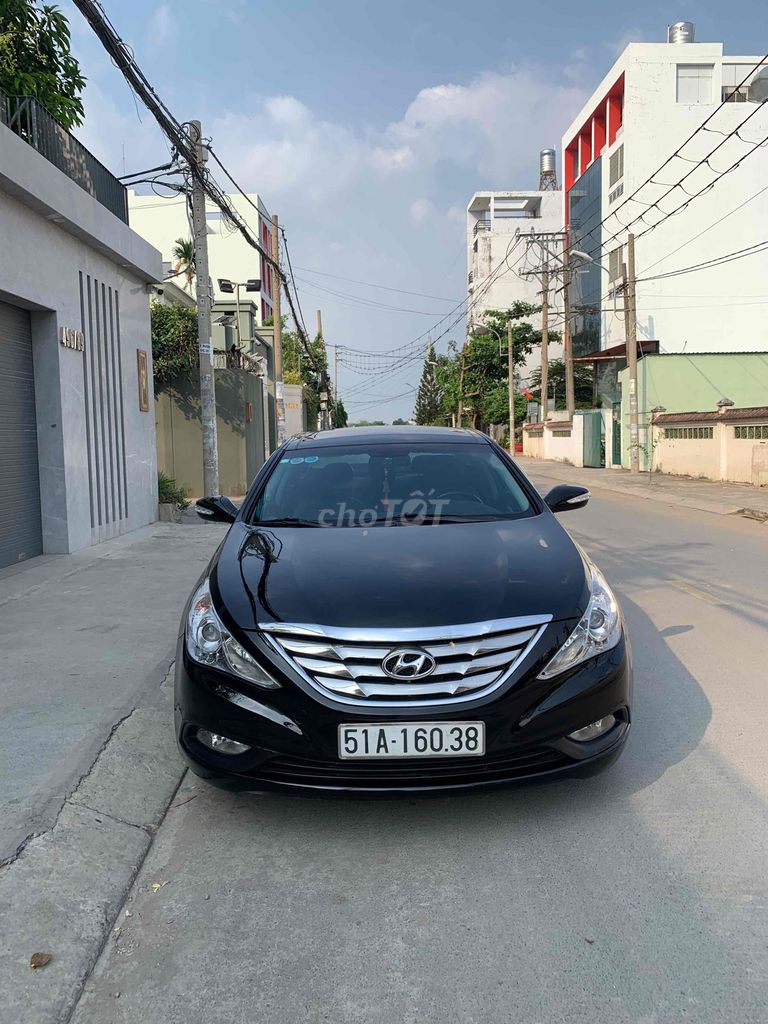 Hyundai Sonata 2011 chất có 1 không 2