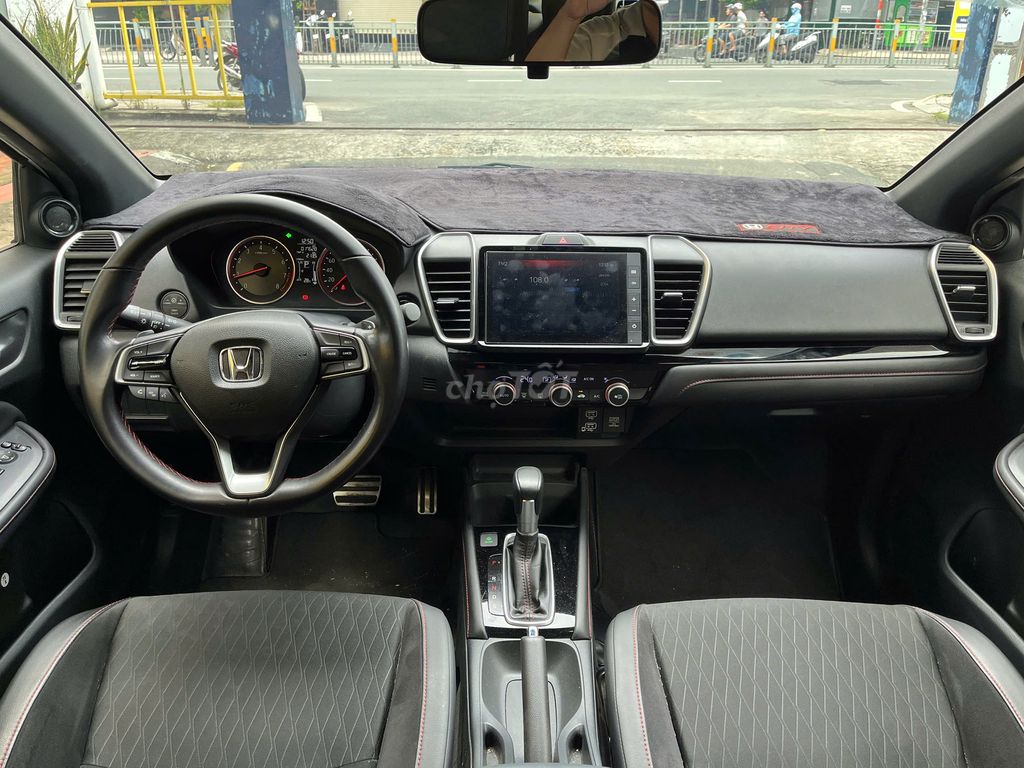 HONDA CITY RS 2023 GIA ĐÌNH LƯỚT ĐẸP 1 CHỦ HT 75%. Mua bán Ô tô tại Thành phố Thủ Đức Tp Hồ Chí Minh được đăng bởi Hiếu hình 18