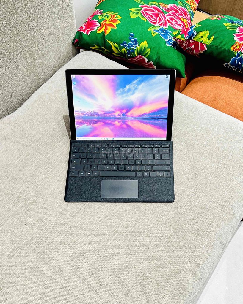 Microsoft Surface Pro 6 like new. Mua bán Laptop tại Quận Hồng Bàng Hải Phòng được đăng bởi Trần Mạnh Cường hình 1