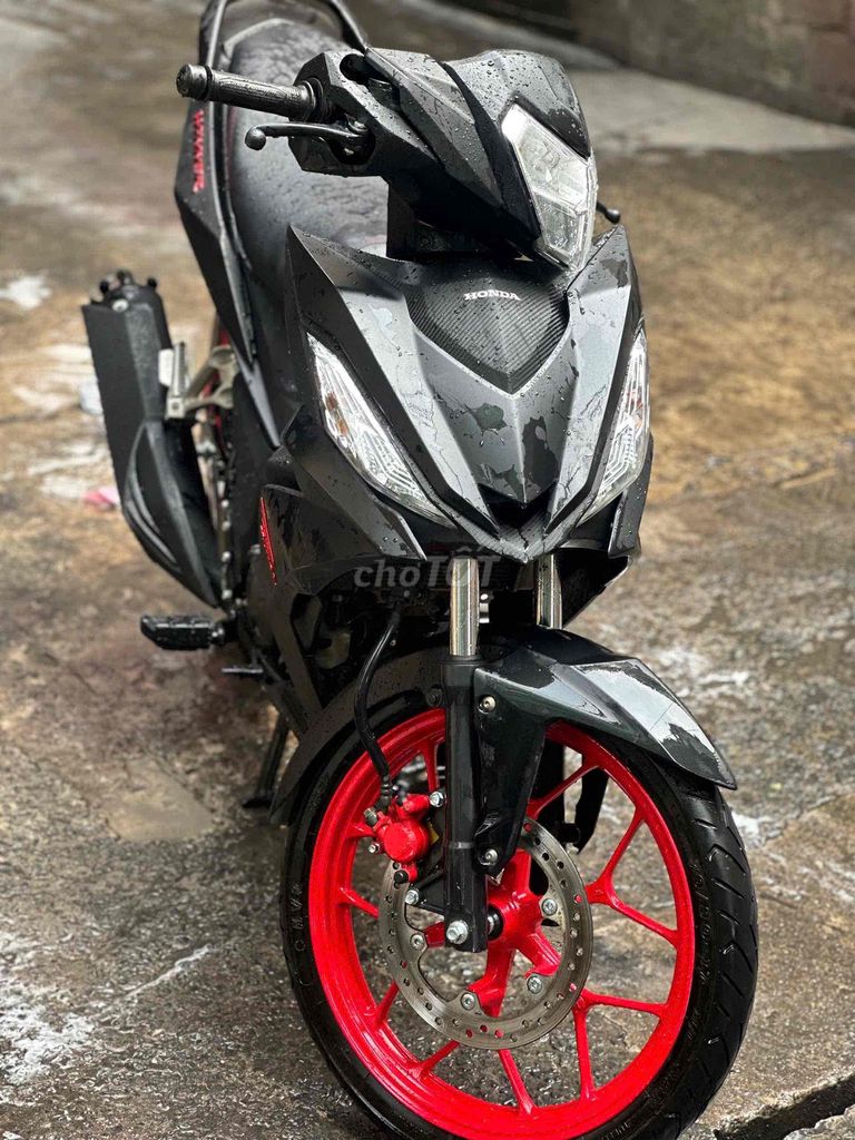 Honda Winner V1 2018 Đen 28000 km. Mua bán Xe máy tại Quận 10 Tp Hồ Chí Minh được đăng bởi Lâm Tuấn Huy hình 1