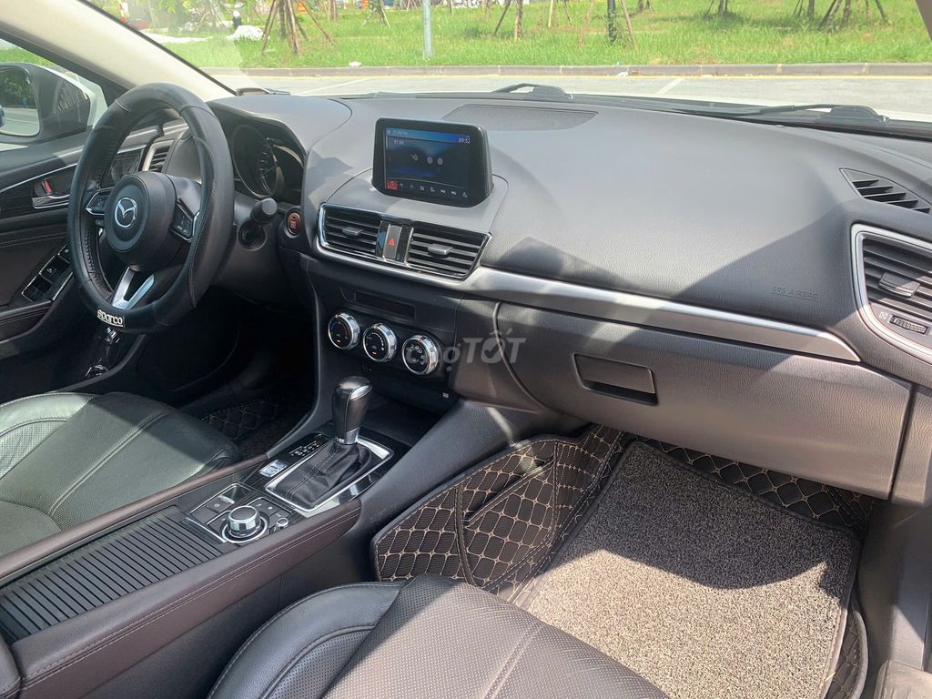 Mazda 3 2018  - 57000 km. Mua bán Ô tô tại Quận Long Biên Hà Nội được đăng bởi Long Biên Cars hình 10