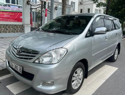 cần bán xe Toyota Innova 2011G