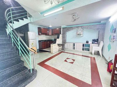 nhà 3 PHÒNG NGủ 5x5 cách mạng tháng 8. Xe HƠi tới cửa