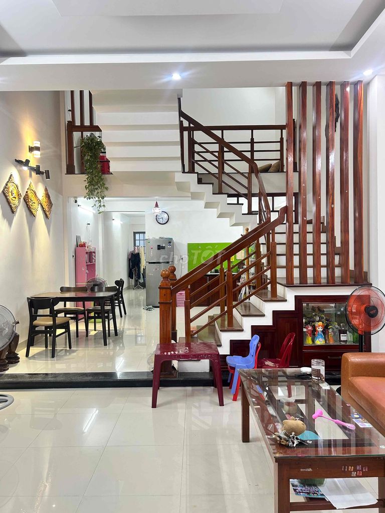 Аренда · 3 комн. · 100 м² · Quận Cẩm Lệ, ул. Đường Hồ Sĩ Dương