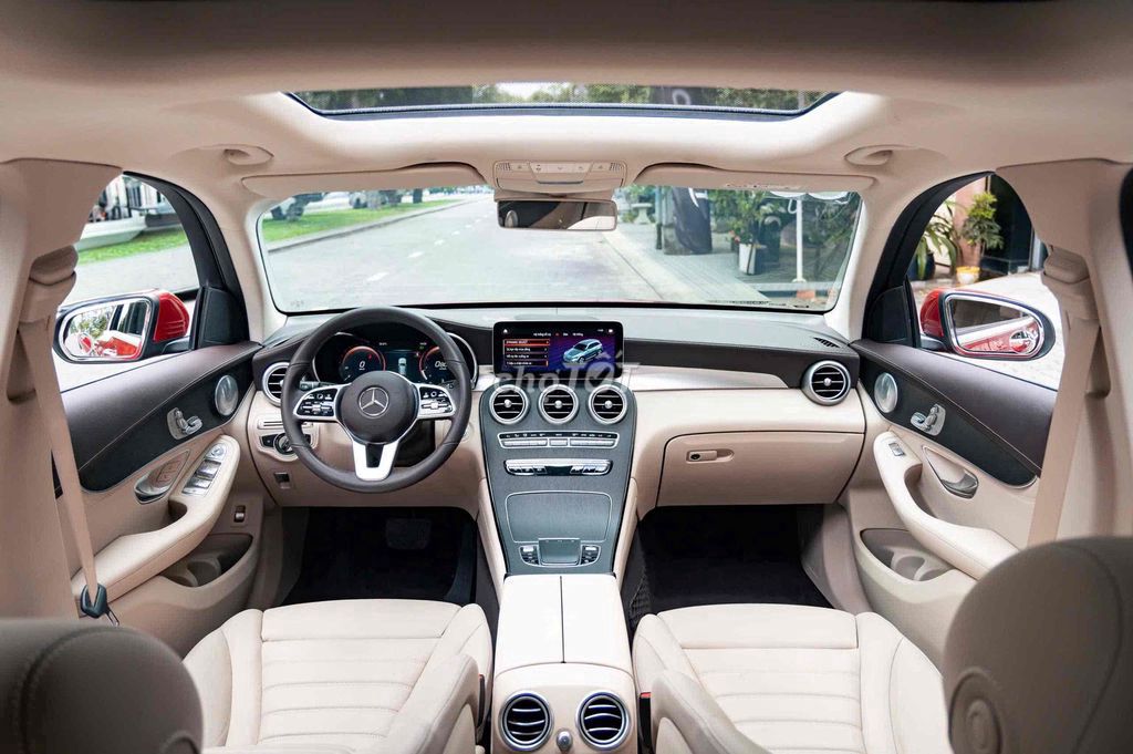 Mercedes GLC300 4MATIC Model 2021 - Xe Siêu Lướt. Mua bán Ô tô tại Thành phố Thủ Đức Tp Hồ Chí Minh được đăng bởi Long Anh Auto hình 3