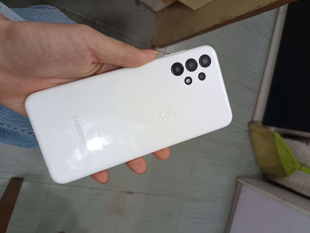 Samsung Galaxy A13 128GB Trắng đẹp. Mua bán Điện thoại tại Quận Bắc Từ Liêm Hà Nội được đăng bởi Mr Shin hình 1