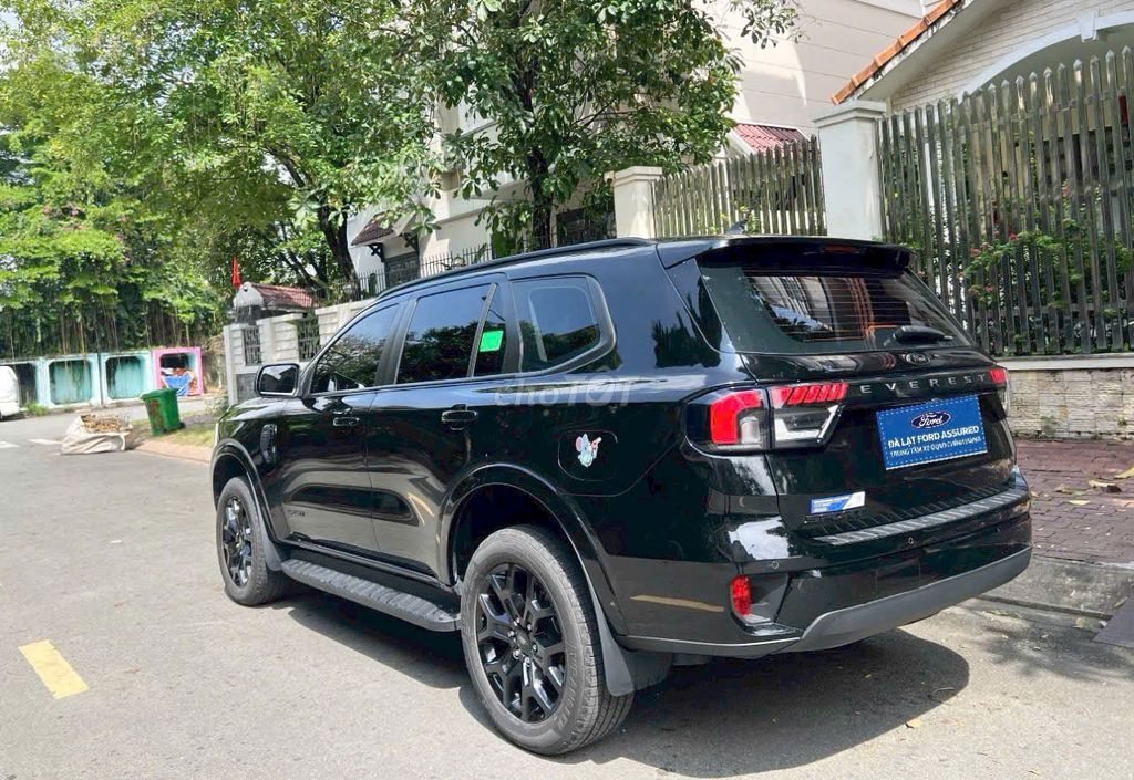 Everest Sport Đen 2023. Mua bán Ô tô tại Thành phố Đà Lạt Lâm Đồng được đăng bởi Lê Tấn Đạt hình 5