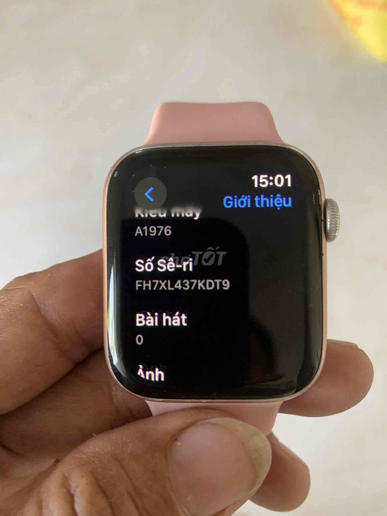 Apple Watch Series 4 Đã Sử Dụng, Giá Tốt. Mua bán Thiết bị đeo thông minh tại Thị xã Tân Uyên Bình Dương được đăng bởi Phan Chung hình 1