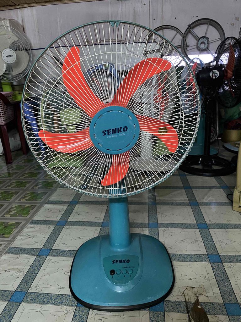 Quạt đứng Senko L1388 mới đẹp chạy mạnh êm. Mua bán Quạt tại Quận 1 Tp Hồ Chí Minh được đăng bởi Chú Nghị BÁN QUẠT VÀ SỬA ĐỒ ĐIỆN CŨ hình 1