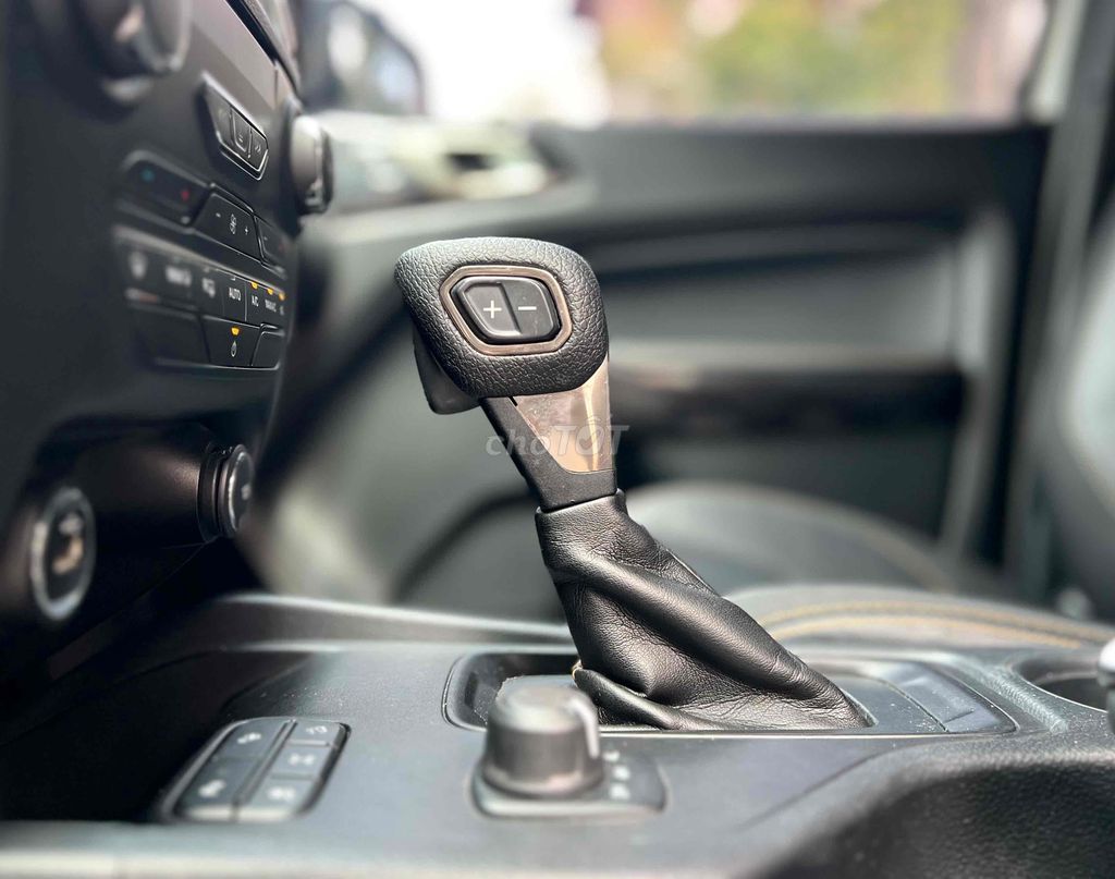 SIÊU CHẤT - WILDTRAK 2018 1 CHỦ - FULL BD HÃNG. Mua bán Ô tô tại Quận Gò Vấp Tp Hồ Chí Minh được đăng bởi DH AUTO FORD CHUYÊN XE FORD LƯỚT CHẤT LƯỢNG CAO hình 11