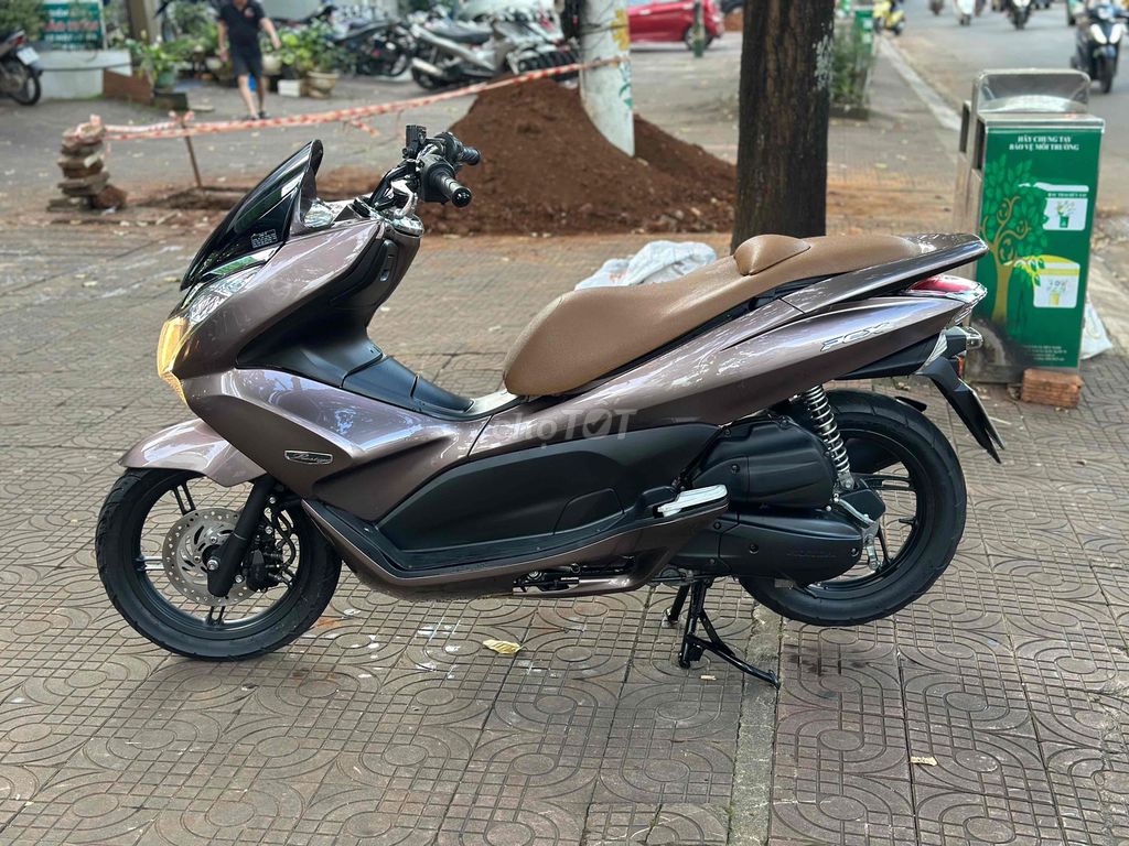 Pcx 2012 125cc. Mua bán Xe máy tại Thành phố Pleiku Gia Lai được đăng bởi Xe Máy Nguyễn Vũ Gialai hình 11
