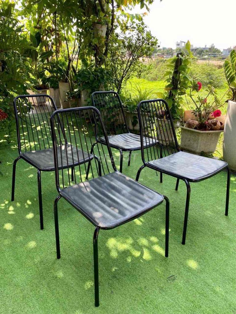 Mình cần thanh lý 8 ghế sắt thấp caffe 🍀🌿🌿. Mua bán Bàn ghế tại Huyện Bình Chánh Tp Hồ Chí Minh được đăng bởi Thuý Mai hình 1