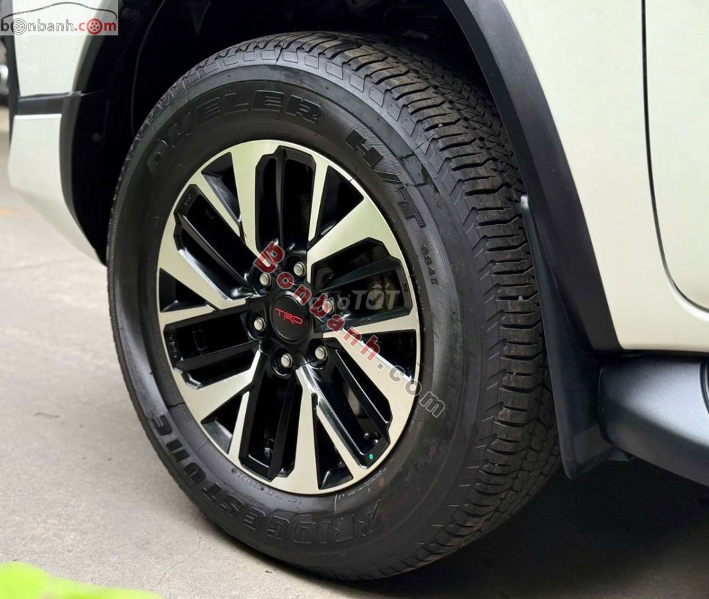 Toyota Fortuner 2.4G 4x2 AT 2019 - 820 Triệu. Mua bán Ô tô tại Quận Gò Vấp Tp Hồ Chí Minh được đăng bởi Hiền Toyota hình 3