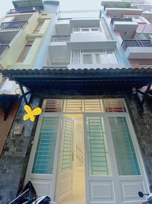 HXH Tô Hiến Thành, Q10. DT: 4.5x12m, 3 lầu, 5PN, 4WC