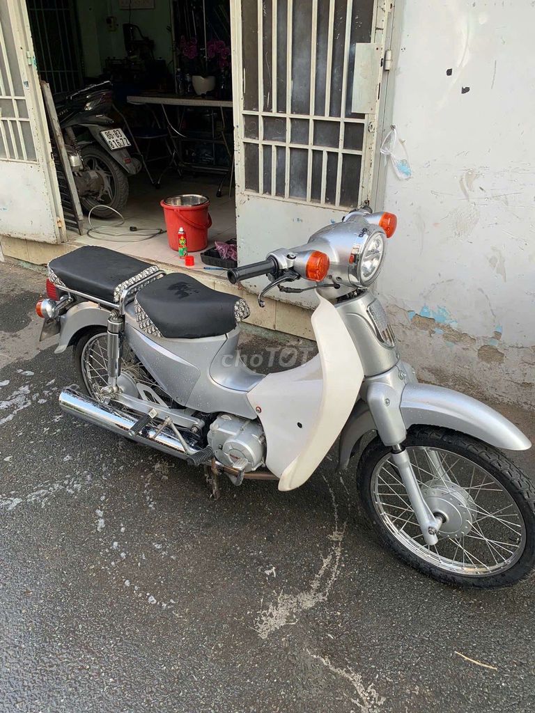 Мопед Honda Cub 50cc Серебристый