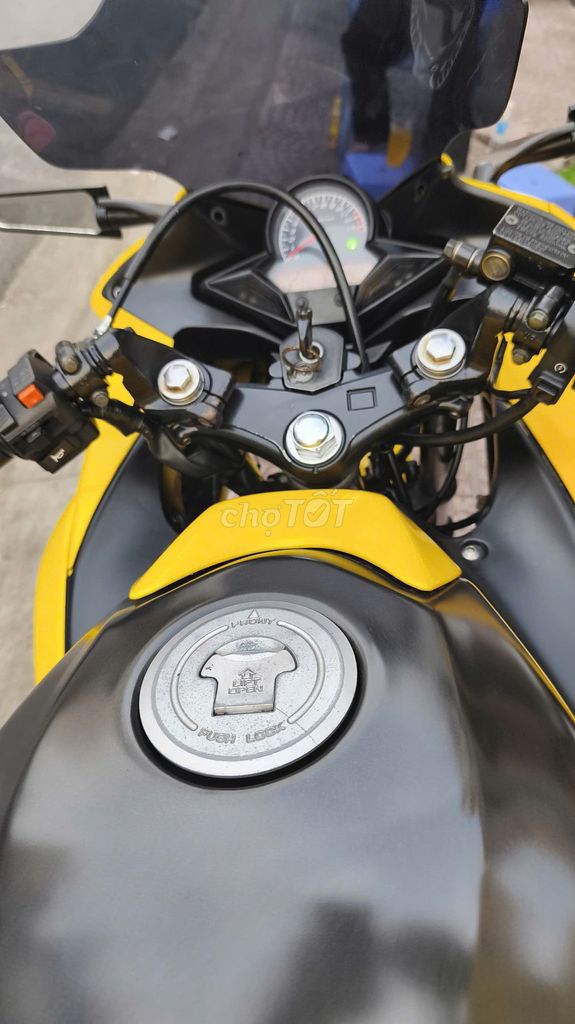 Honda CBR Thể thao 150cc 2012 bs 59h1-56203. Mua bán Xe máy tại Quận Phú Nhuận Tp Hồ Chí Minh được đăng bởi Thanh Hùng xebachin  hình 3