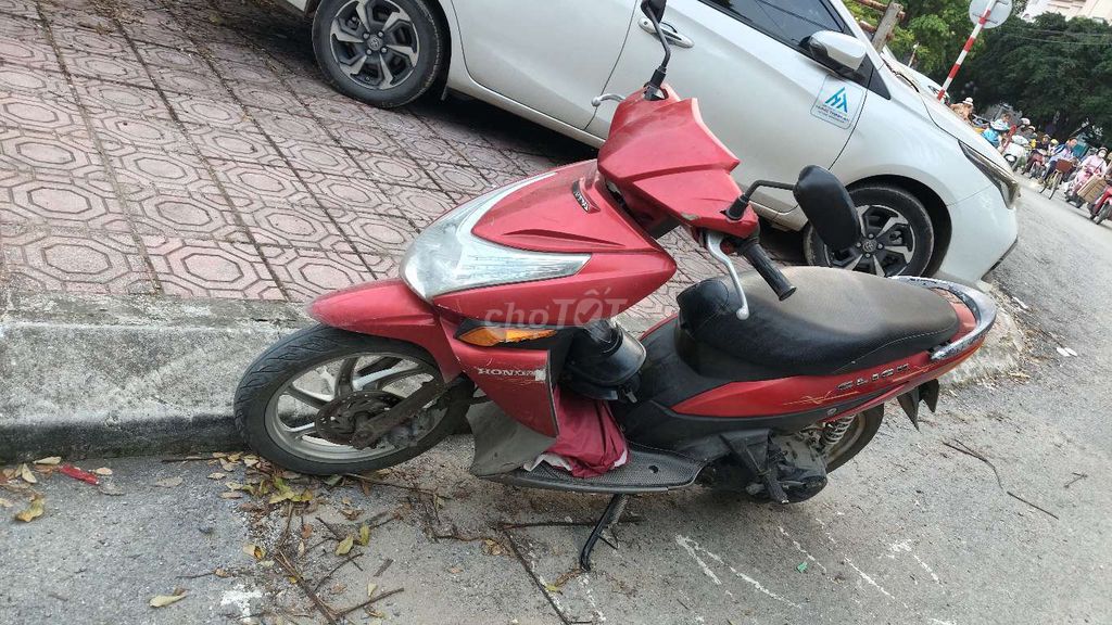 Honda CLICK chính chủ bán. Mua bán Xe máy tại Quận Hà Đông Hà Nội được đăng bởi Công Tử hình 5