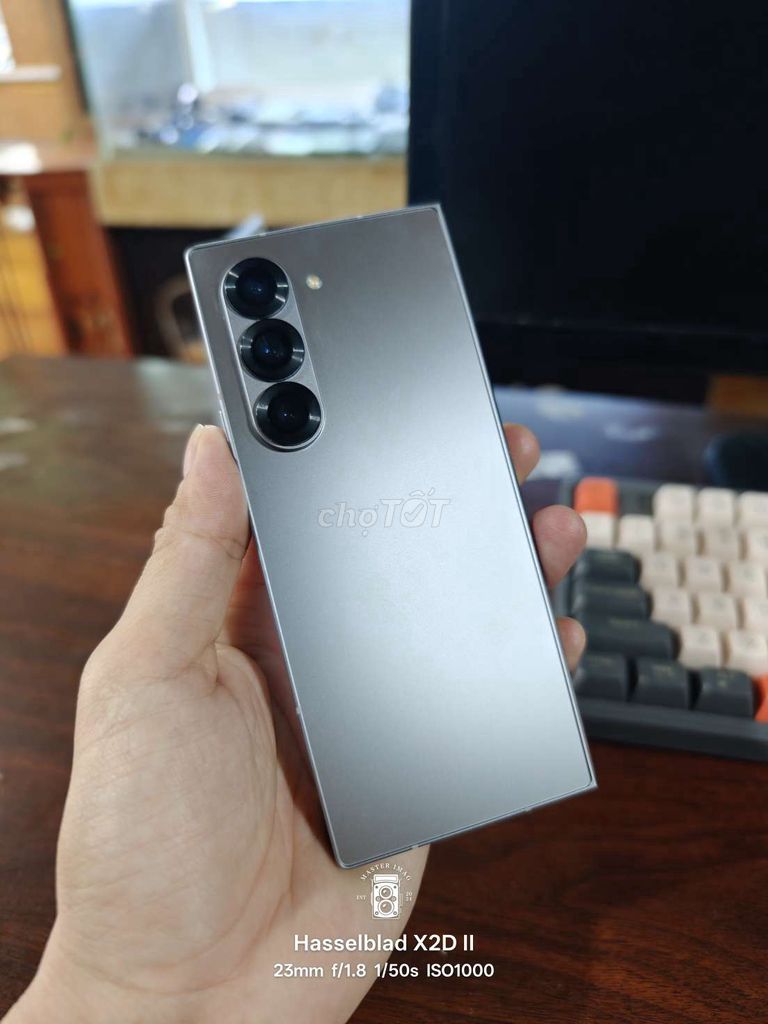 Samsung Galaxy Z Fold 6 256GB Titanium. Mua bán Điện thoại tại Thành phố Thủ Dầu Một Bình Dương được đăng bởi LakMobile  hình 1