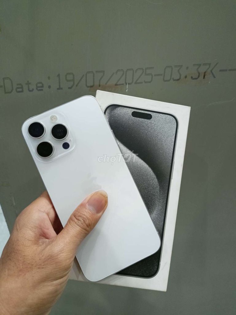 iPhone 15 Pro Max 256GB Vn fullbox. Mua bán Điện thoại tại Quận Bình Thuỷ Cần Thơ được đăng bởi CH Thuan Mobile hình 1
