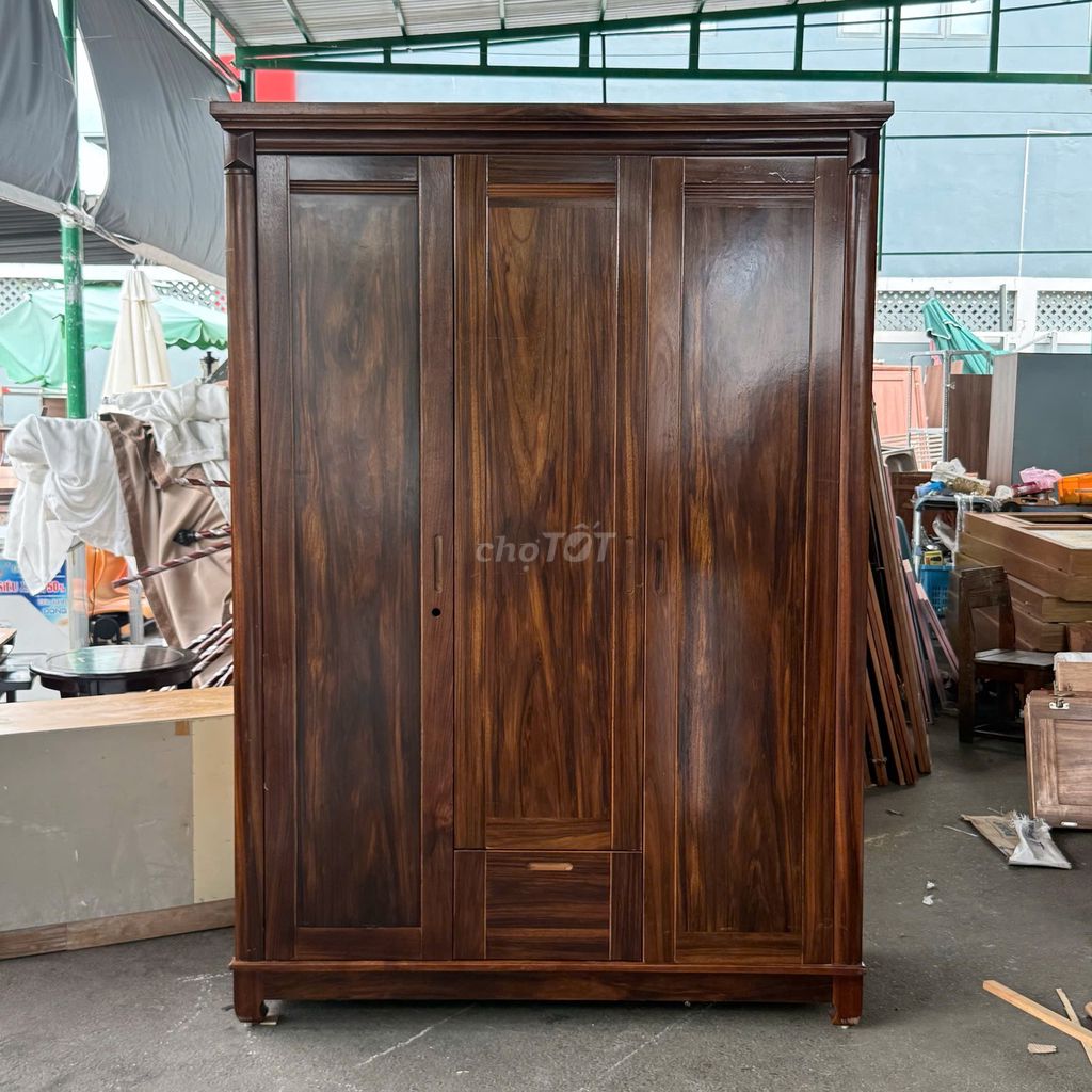 H200826 Tủ quần áo 3 cánh gỗ. Mua bán Tủ, kệ gia đình tại Quận Cẩm Lệ Đà Nẵng được đăng bởi Huỳnh Hà  hình 1
