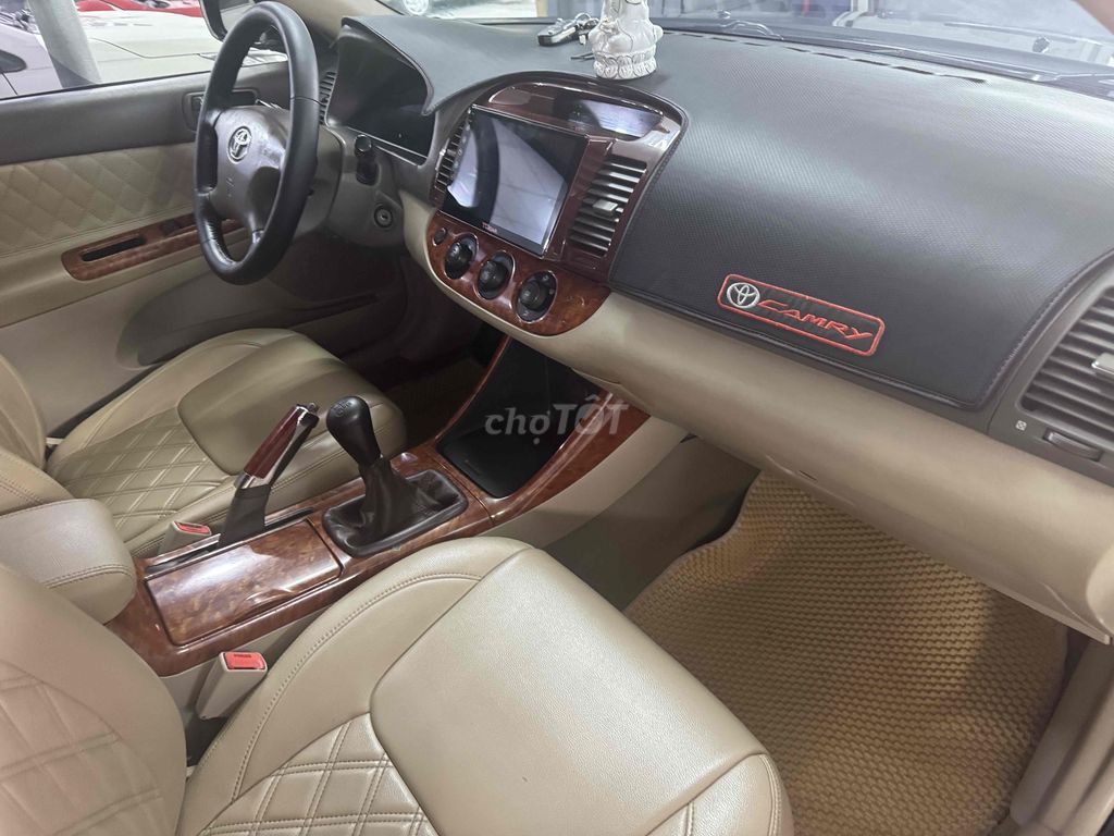 Toyota Camry 2003 2.4G 2002 - 123456 km. Mua bán Ô tô tại Quận Bình Thuỷ Cần Thơ được đăng bởi Phi hình 13