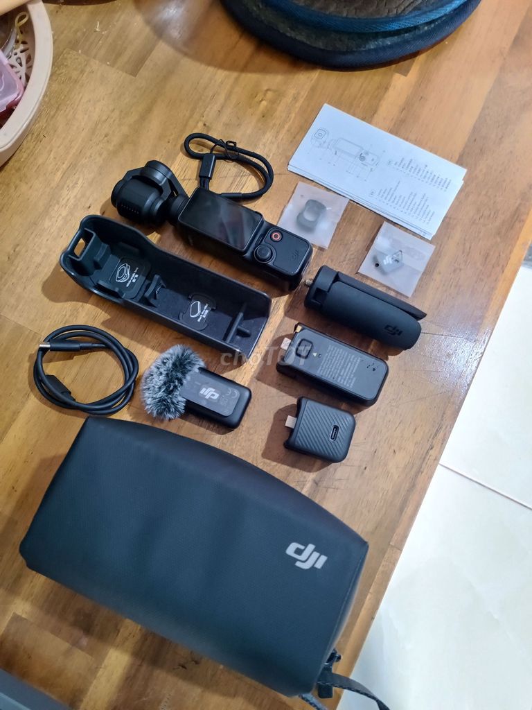 DJI Osmo Pocket 3 Creator Combo mới mua 4 tháng. Mua bán Máy ảnh, Máy quay tại Quận Sơn Trà Đà Nẵng được đăng bởi An Trung hình 1