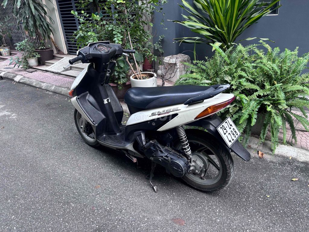 Xe Honda Click. Mua bán Xe máy tại Quận Đống Đa Hà Nội được đăng bởi Hiệp hình 1