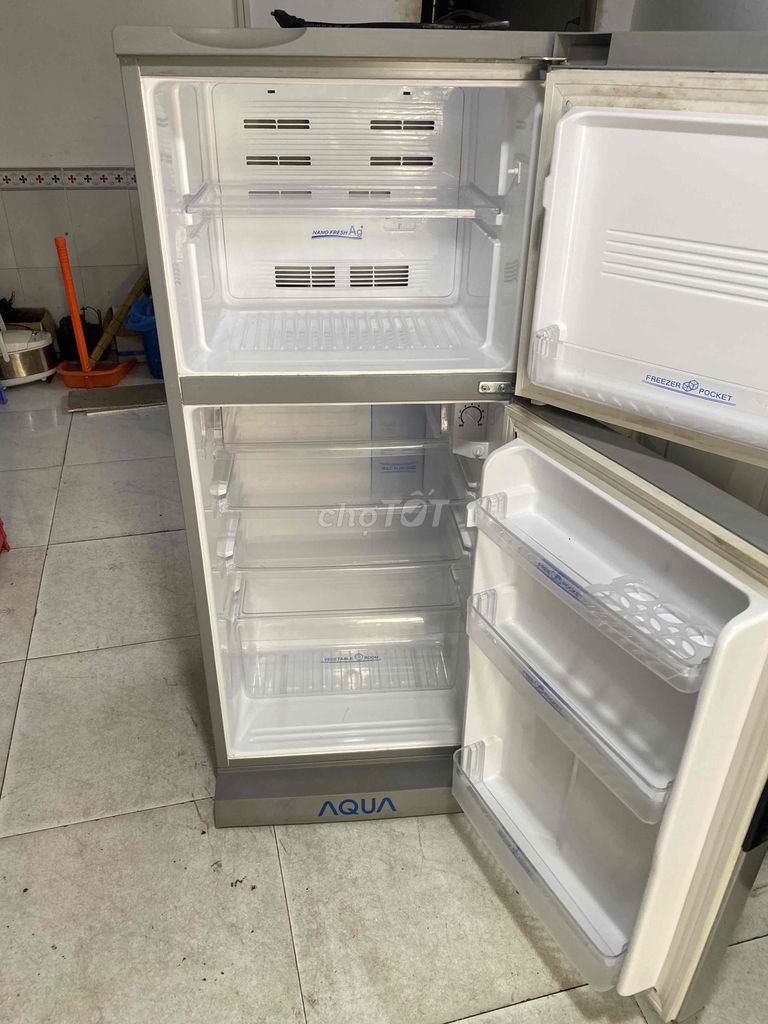 tủ lạnh aqua 165 lít