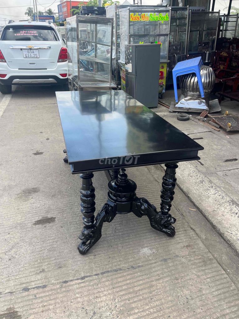 Bàn gỗ mật màu đen. Mua bán Bàn ghế tại Quận Cái Răng Cần Thơ được đăng bởi Đồ củ minh trí hình 1