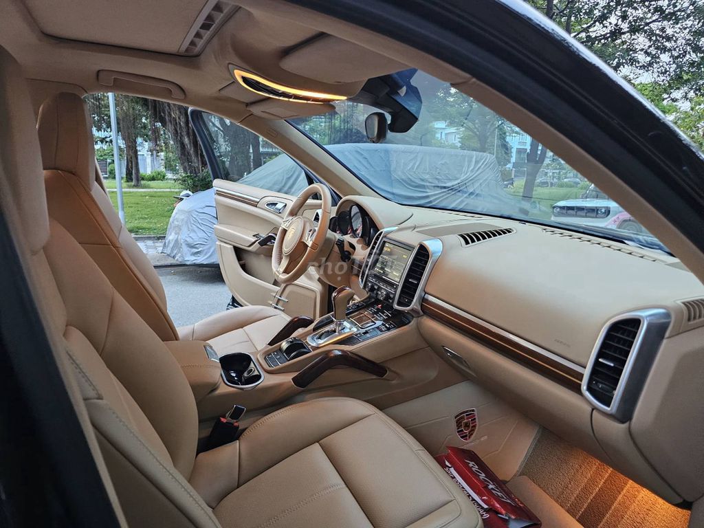 Porsche Cayenne 2014 - 90000 km. Mua bán Ô tô tại Quận 7 Tp Hồ Chí Minh được đăng bởi Trần Bảo hình 9