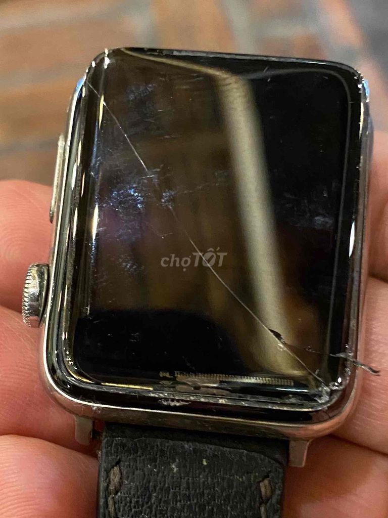 XÁC Apple Watch Series 2 42mm Thép. Mua bán Thiết bị đeo thông minh tại Quận 8 Tp Hồ Chí Minh được đăng bởi OTLy hình 1