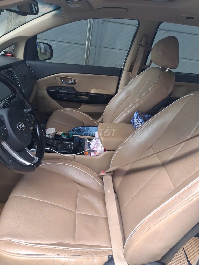 Kia Sedona 2017 - 667562 km. Mua bán Ô tô tại Huyện Phú Bình Thái Nguyên được đăng bởi Lê Thảo hình 3