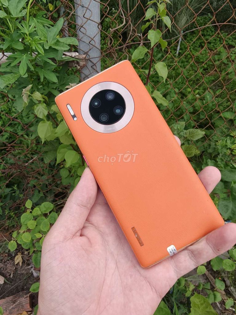 Huawei Mate 30 Pro 5G 256GB nguyên bản. Mua bán Điện thoại tại Thành phố Thủ Dầu Một Bình Dương được đăng bởi HUNG MOBILE  hình 1