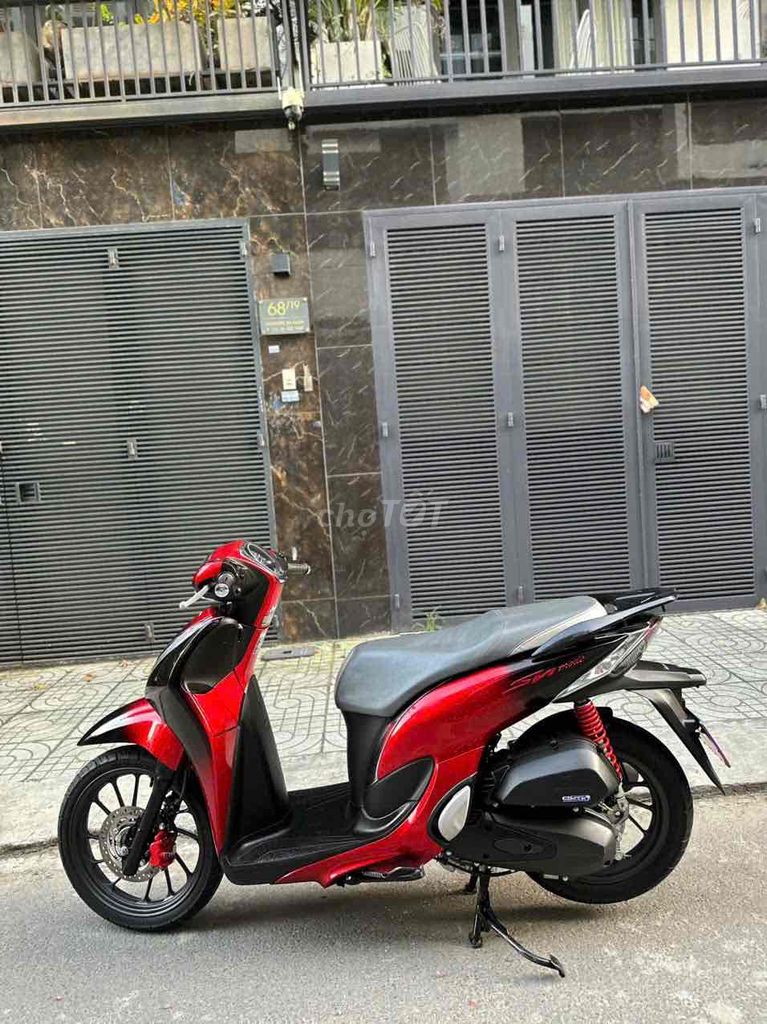 Honda SH Mode 2024 Bản cao cấp ABS Đỏ đen. Mua bán Xe máy tại Quận Gò Vấp Tp Hồ Chí Minh được đăng bởi Nguyễn Cường hình 3