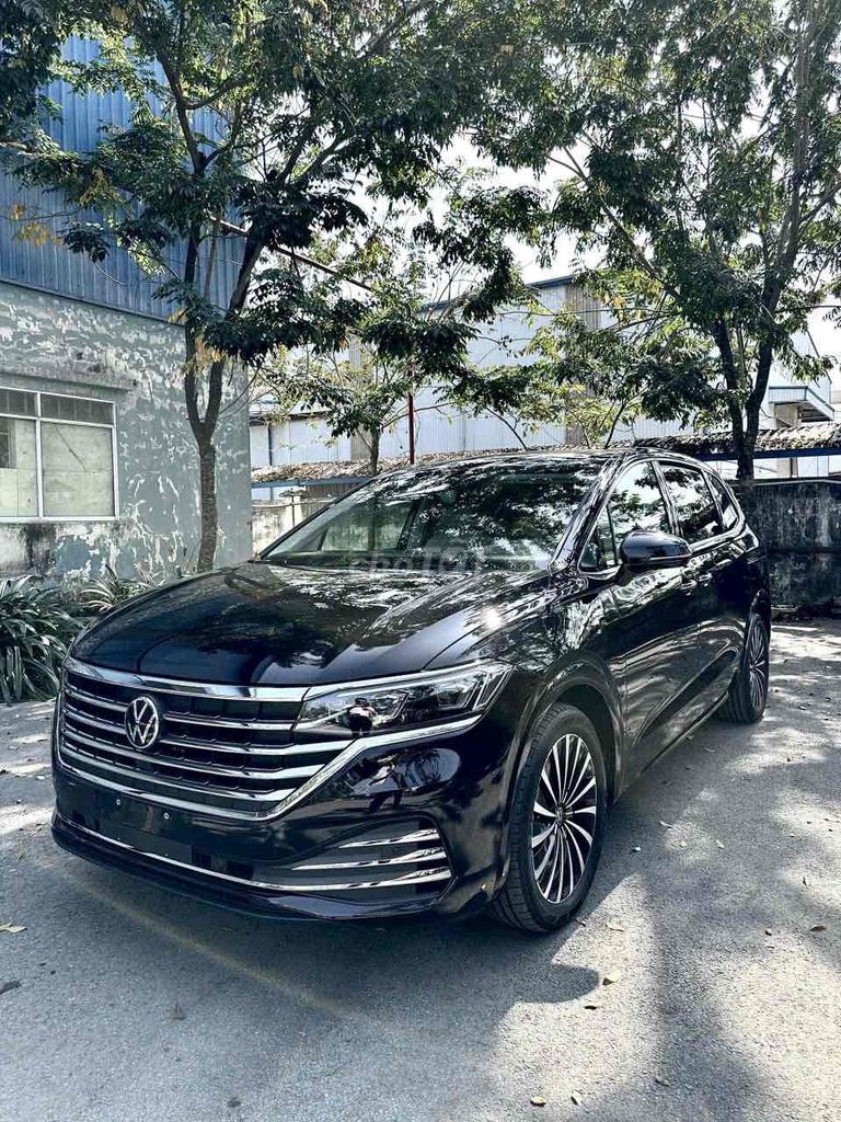 Volkswagen Viloran Trả trước chỉ từ 345tr. Mua bán Ô tô tại Quận 5 Tp Hồ Chí Minh được đăng bởi Kim Loan Volkswagen Golden  hình 2