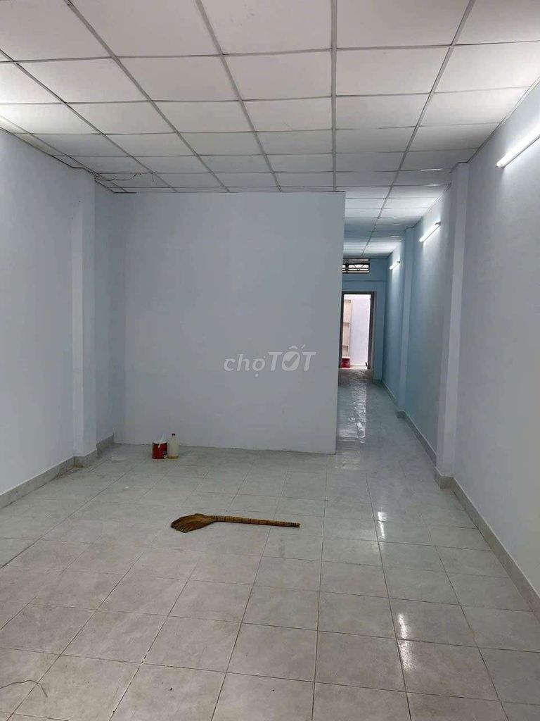 Nhà cho thuê Lý Thánh Tông, TP (2PN 1WC) đối diện trường Tân Thới Hoà