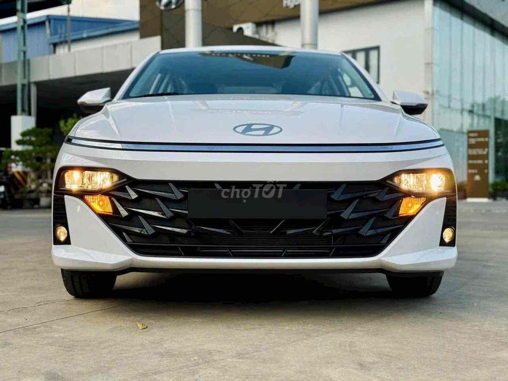 Accent 2025 1.5 AT -Km 70% Thuế TB. Mua bán Ô tô tại Huyện Càng Long Trà Vinh được đăng bởi Đạt Hyundai Bến Tre hình 2