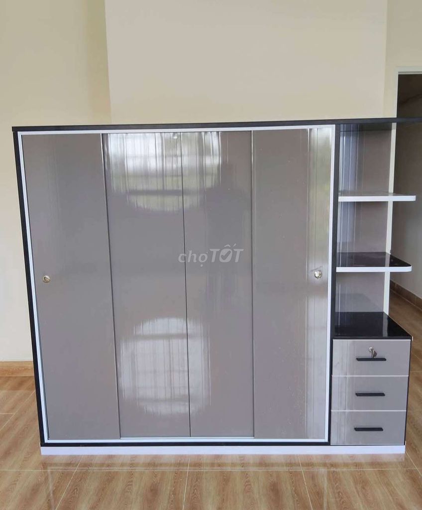 TỦ NHỰA CỬA LÙA 4 CÁNH 1 KỆ KHUNG MÀU ĐEN CÁNH XÁM. Mua bán Tủ, kệ gia đình tại Thị xã Bến Cát Bình Dương được đăng bởi Tủ nhựa đài loan hoàng quân hình 1