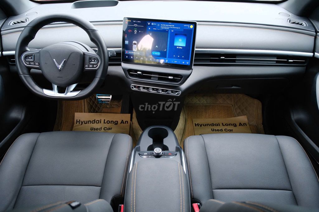 VinFast VF6 Plus 2025 - 11000 km. Mua bán Ô tô tại Quận 10 Tp Hồ Chí Minh được đăng bởi HYUNDAI MIỀN NAM hình 7
