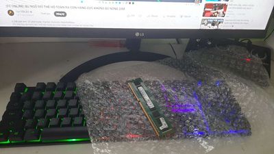 Ram 4gb ddr3 và bàn phím k snake