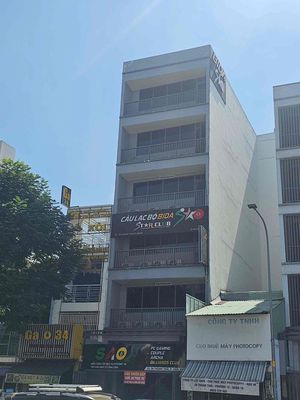Rent · 11 bd · 259 м² · Quận 10, ул. Đường Thành Thái